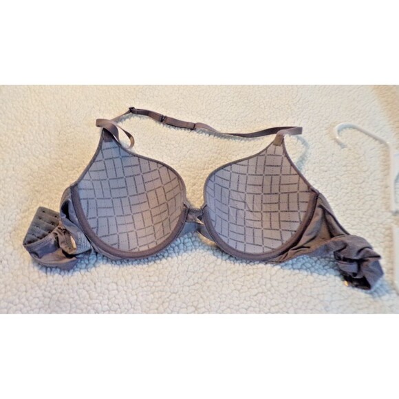 !! FINAL MKDOWN Victoria Secret Padded Perfect Coverage Bra 36C Lt Gray - Picture 2 of 3